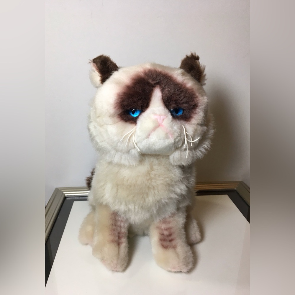 Gund Grumpy Cat Stuffy Approximately 9.5 Inches Tall